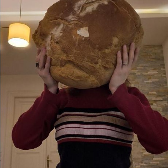 A very posh, poshter - Picture 1 of 1